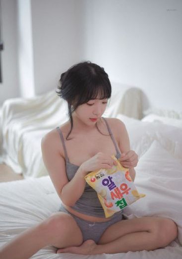 亚洲人成电影在线播放