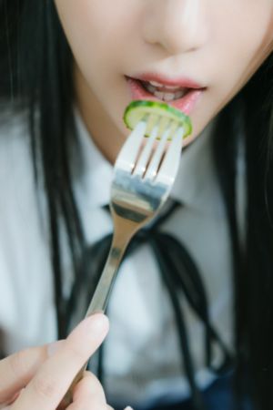 电影理伦三级寂寞的少妇