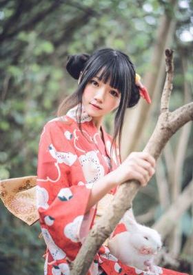 老中医吮她的花蒂和奶水视频播放