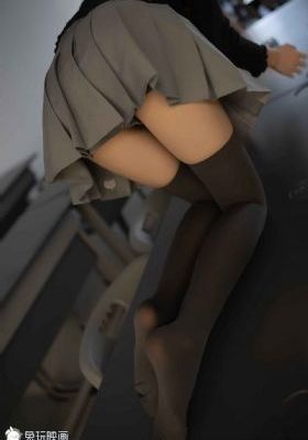 28岁女高中生