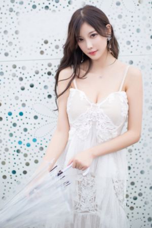 温柔善良的女秘书